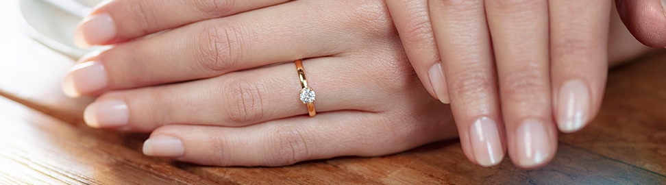Gouden solitair ring