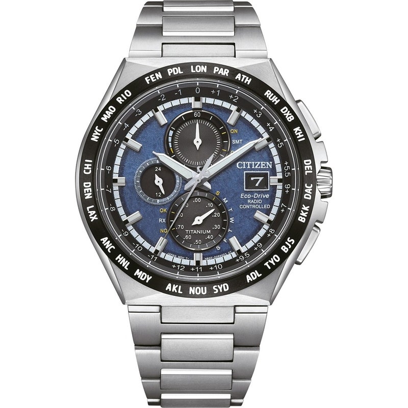 Citizen AT8238-84L Super Titanium eco-drive chronograaf 43 mm